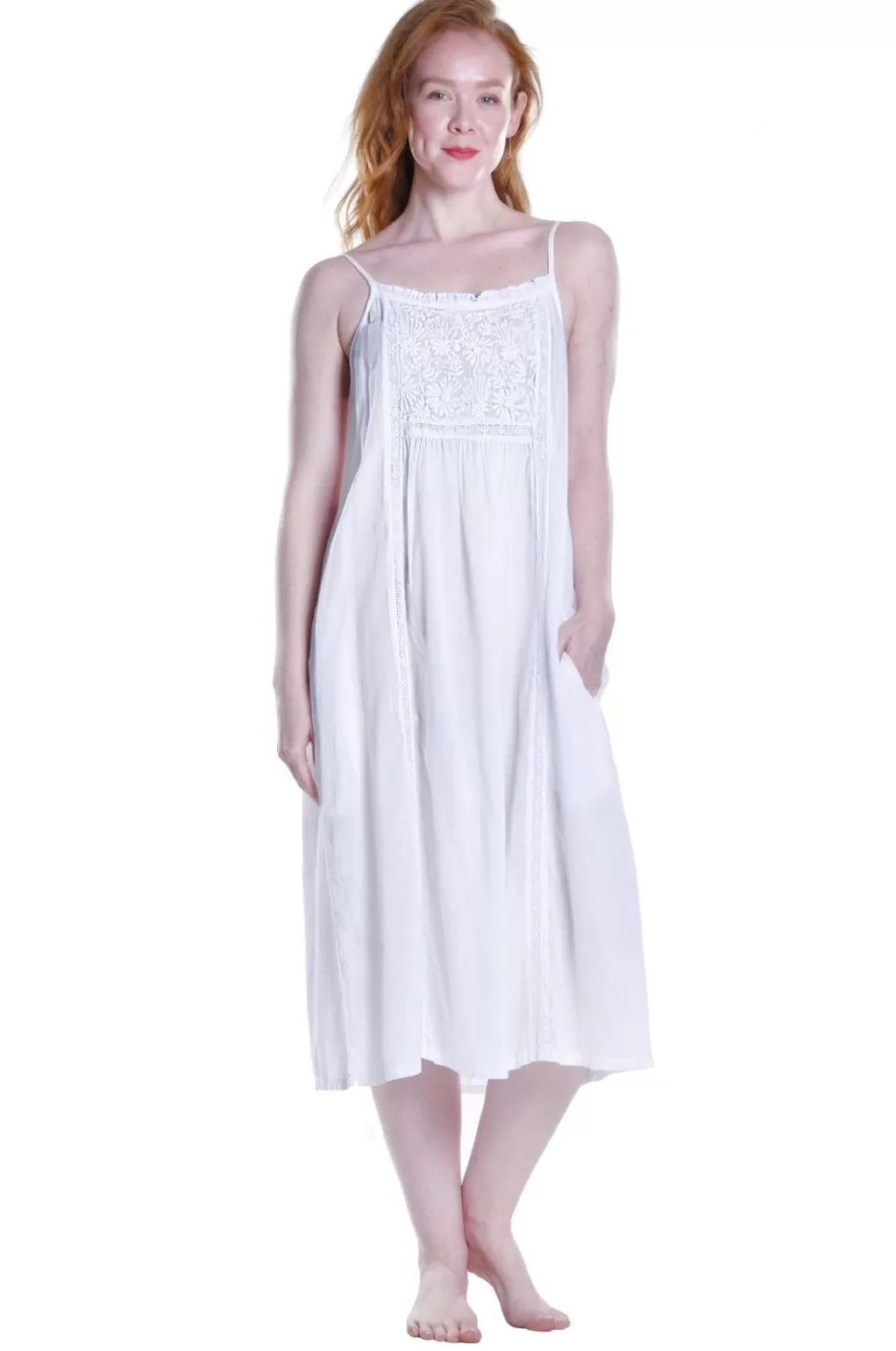 La Cera™ La Cera Embroidered Bib Yoke Sleeveless Gown