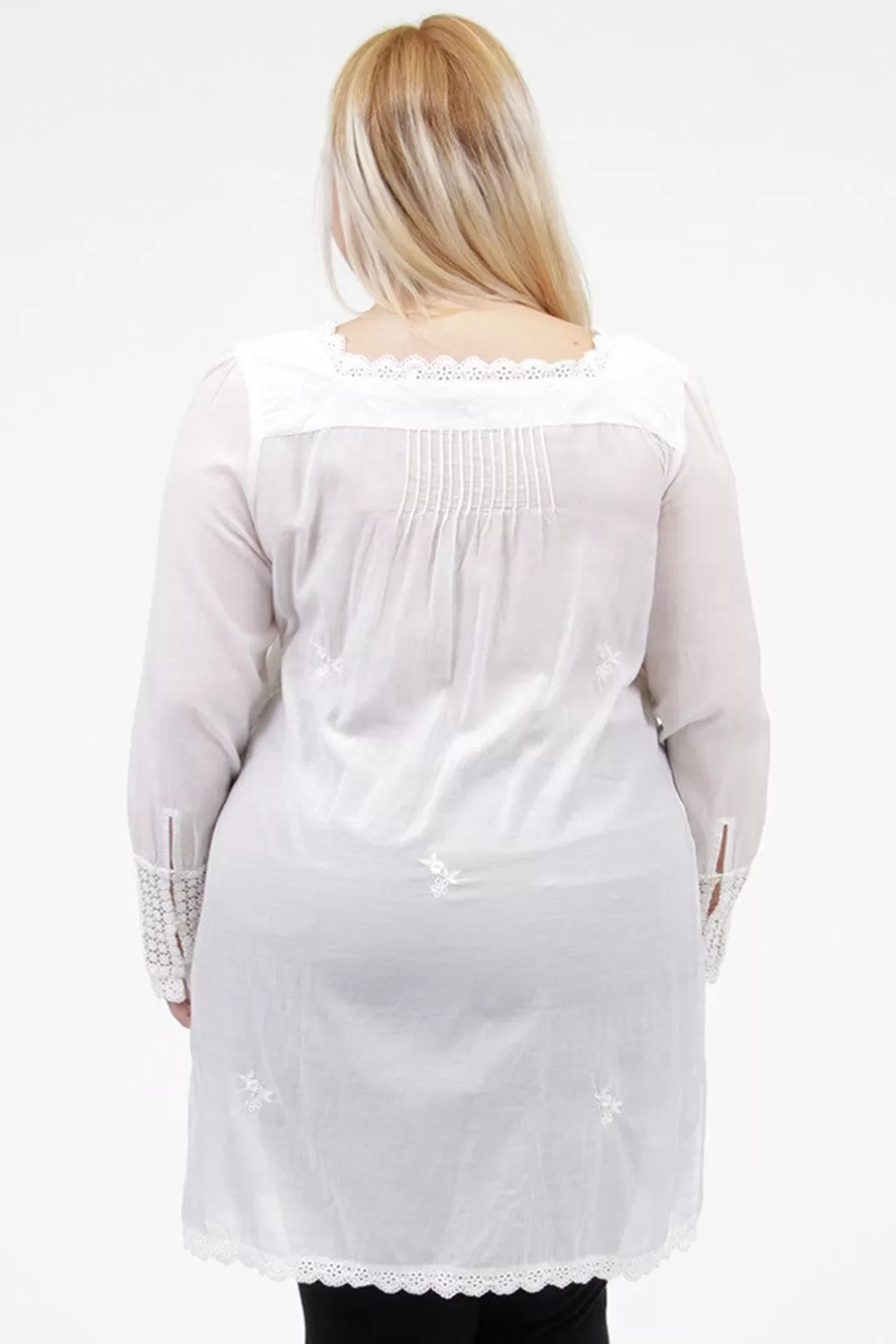 La Cera™ La Cera Plus Size Long Sleeve Lace Detail Top